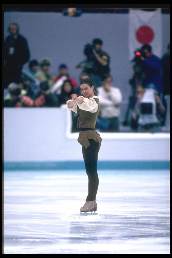 284027 Women's Figure Skating A4 Photo Print