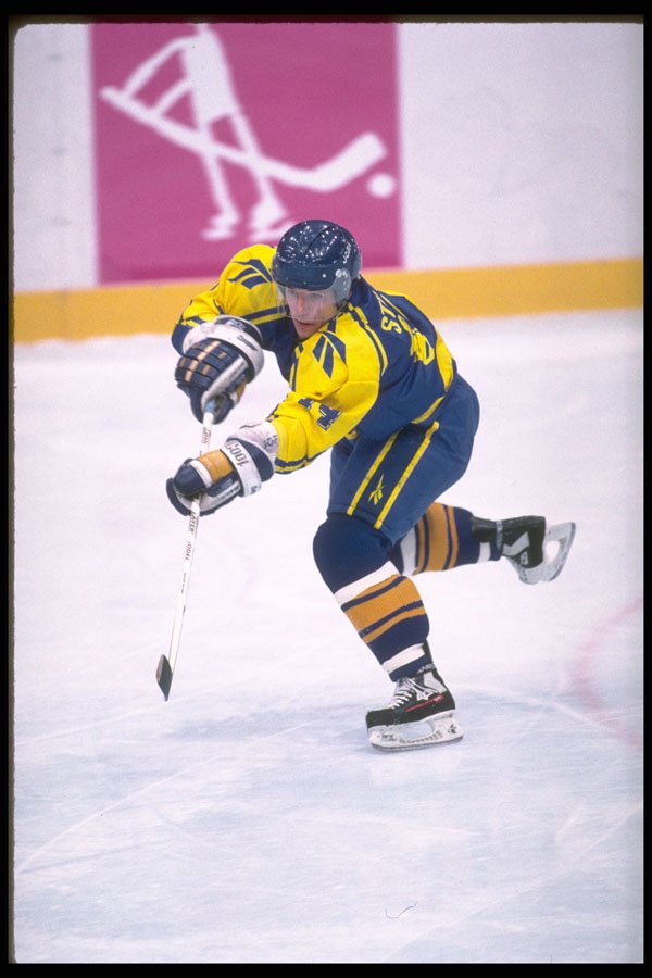 284031 Hockey A4 Photo Print