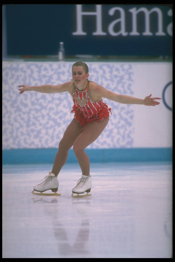 284099 Women's Figure Skating A4 Photo Print