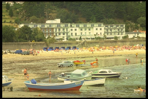 286033 St. Brelade, A Popular Beach A4 Photo Print