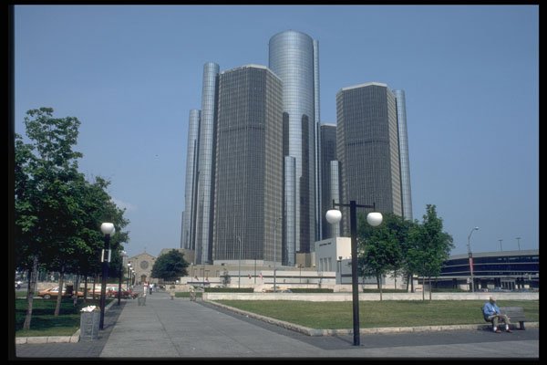288097 Renaissance Center, Detroit A4 Photo Print