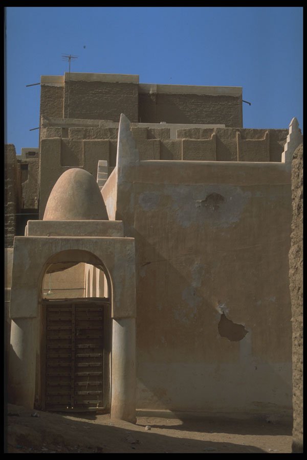 290088 Little Dome Shading A Mosque Entrance, Sayun A4 Photo Print