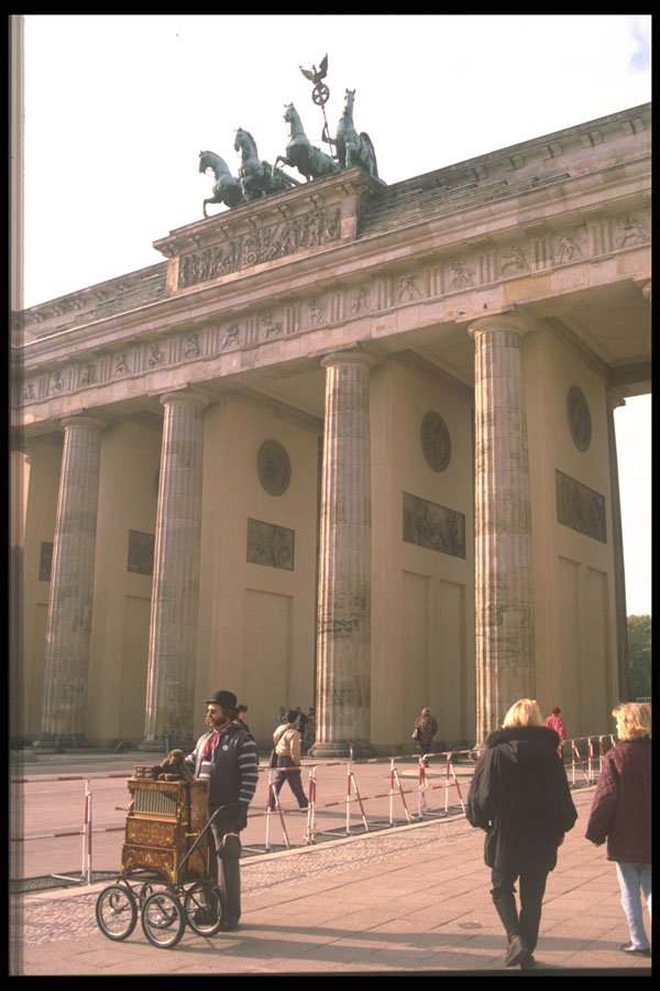 292014 Brandenburg Gate A4 Photo Print