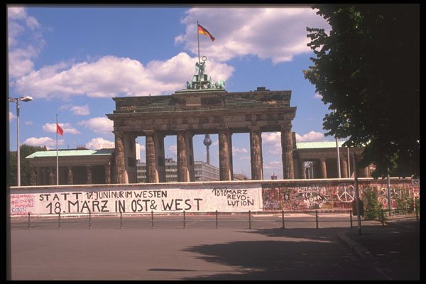 292033 Brandenburg Gate A4 Photo Print