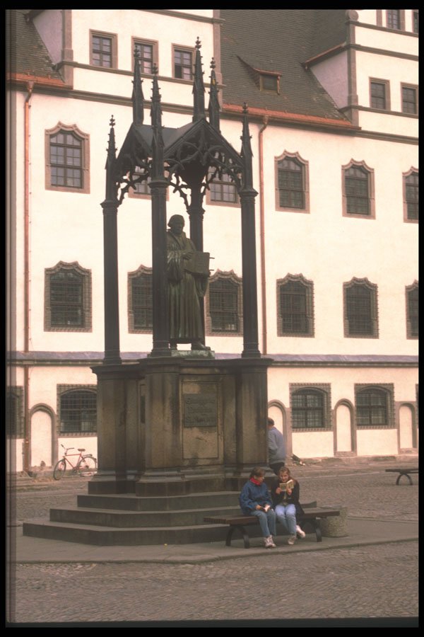 292053 Statue Of Martin Luther A4 Photo Print