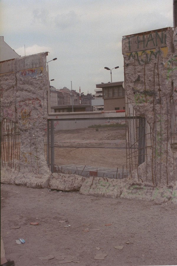 292063 Berlin Wall A4 Photo Print