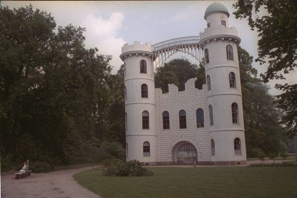 292071 Castle On Peacock Island A4 Photo Print