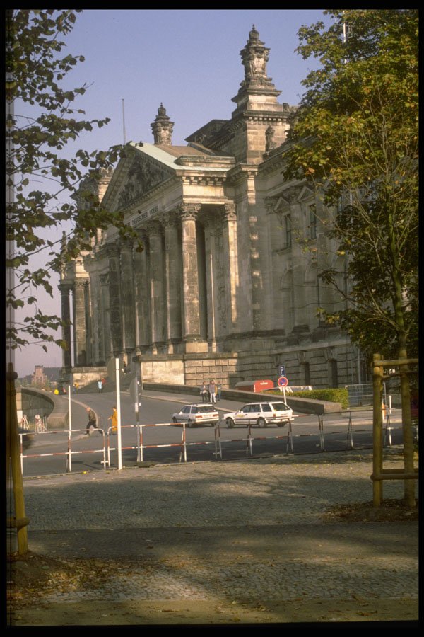 292083 Reichstag Facade A4 Photo Print