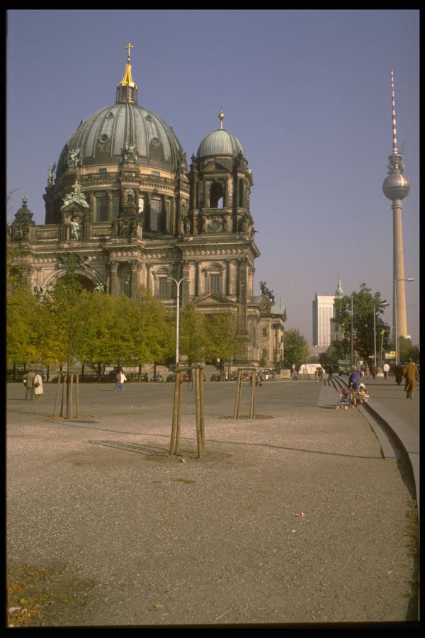 292094 The Cathedral A4 Photo Print