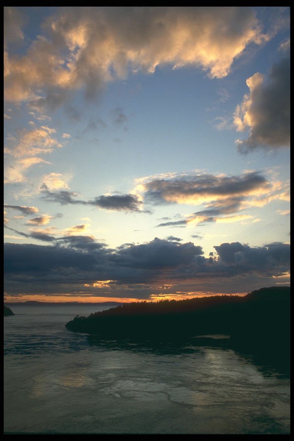 295011 Puget Sound, Deception Bay, Washington, U.S.A. A4 Photo Print