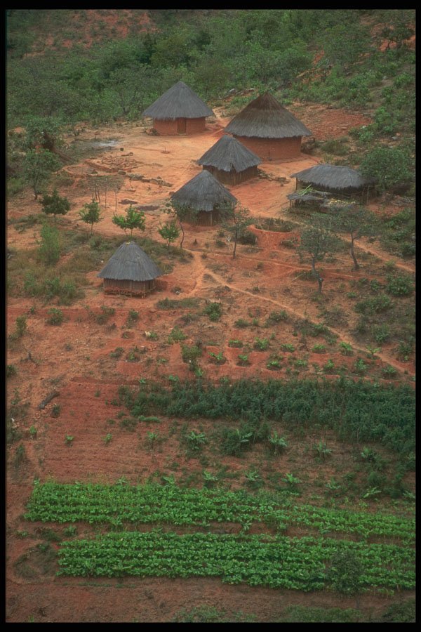 296013 Honde Valley, Rondavel A4 Photo Print