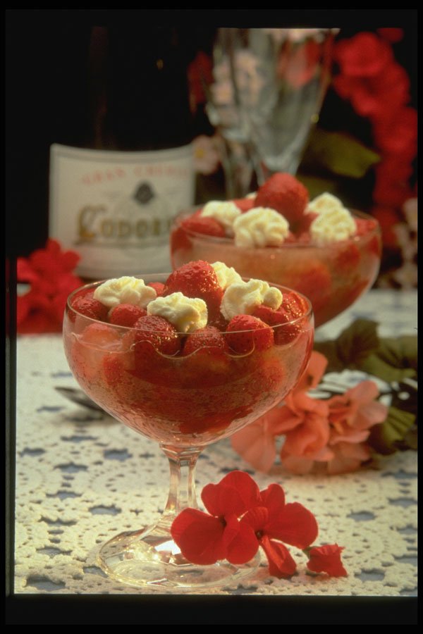 297011 Strawberry Romanoff A4 Photo Print