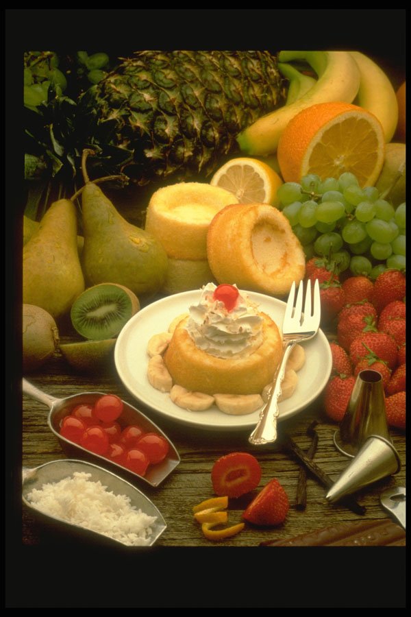 297084 Sponge Cake With Fruit A4 Photo Print