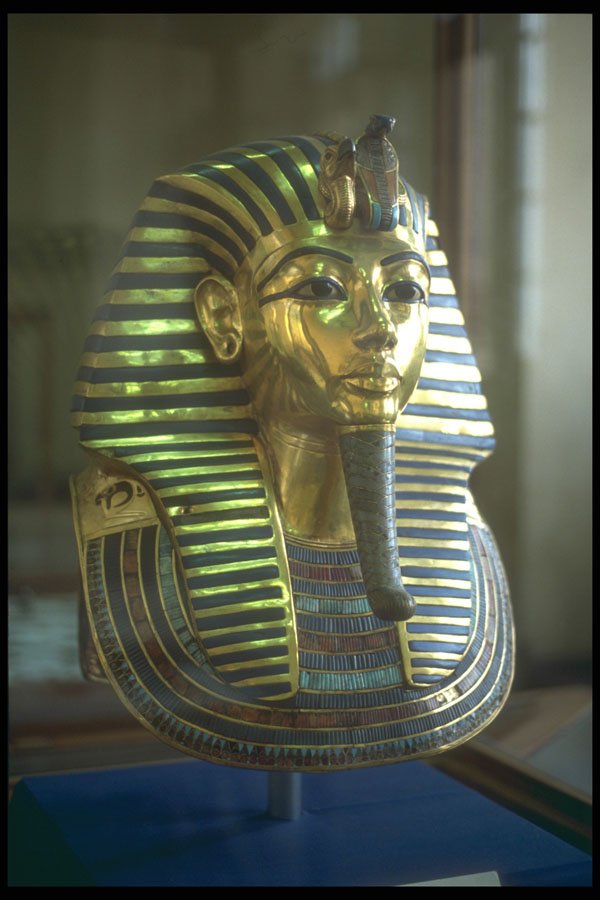 299062 Gold Funerary Mask, Tutankhamen's Mummy A4 Photo Print