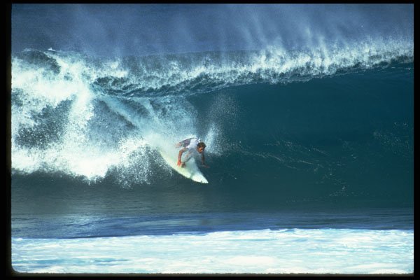 300008 Pipeline wipeout, Oahu, Hawaii A4 Photo Print