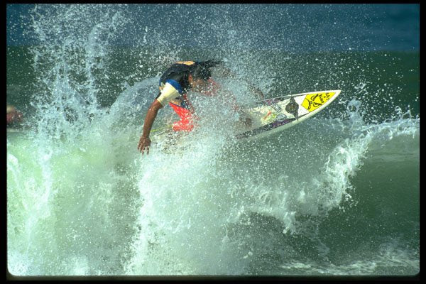 300020 Beach break floater, California A4 Photo Print