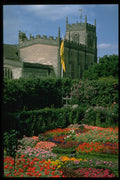 301002 The Garden On New Place At Stratford on Avon A4 Photo Print