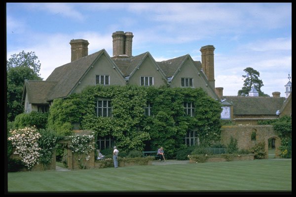 301096 Packwood House A4 Photo Print
