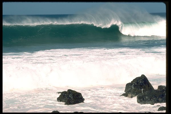 312072 West Swell Wall, Oahu, Hawaii A4 Photo Print
