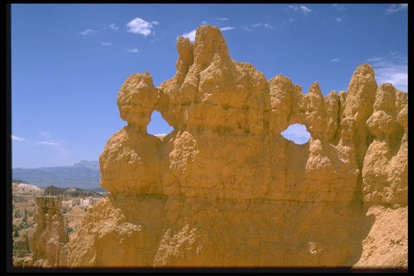 316087 Giant Sculptures A4 Photo Print