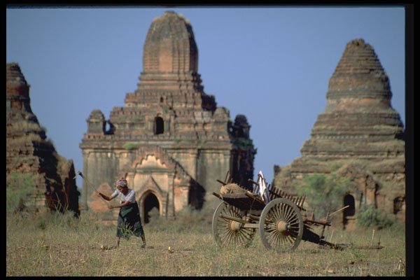321034 Pagan, Burma A4 Photo Print