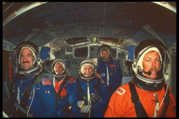 323049 Shuttle Crew A4 Photo Print