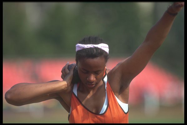 324012 Shot Putter A4 Photo Print