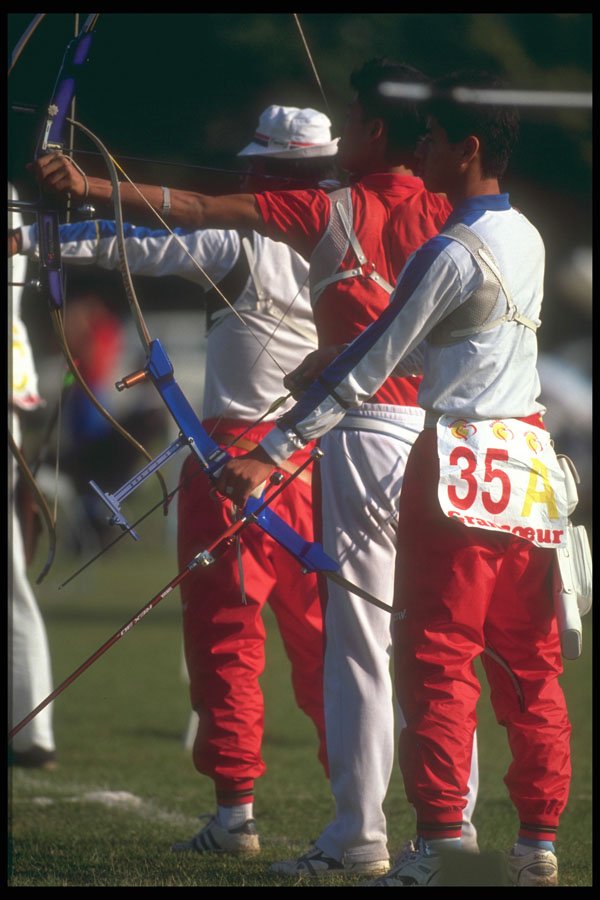 324035 Archery Competitors A4 Photo Print