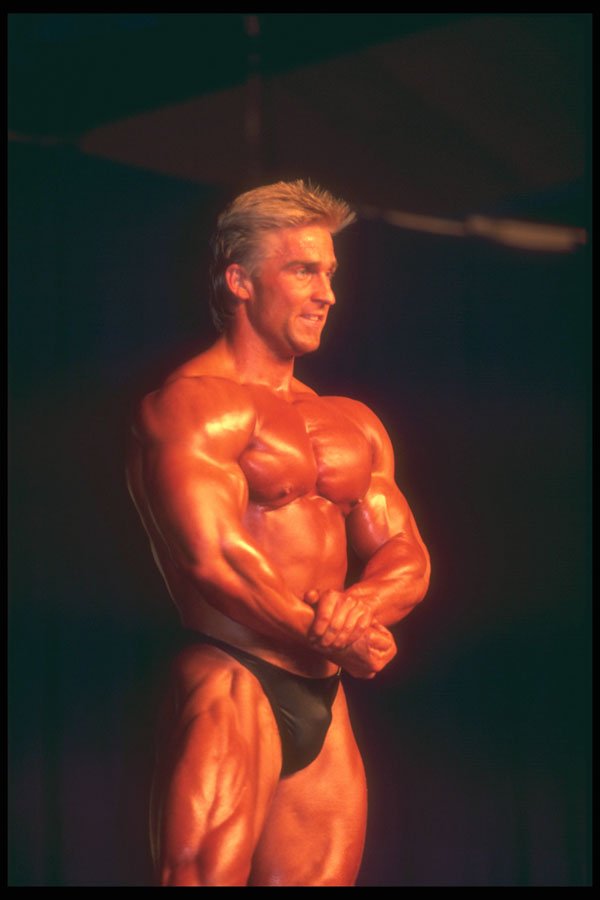 324085 Body Builder A4 Photo Print