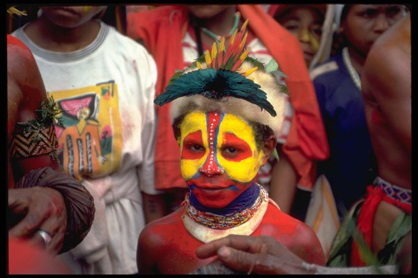 330061 Young Huli A4 Photo Print