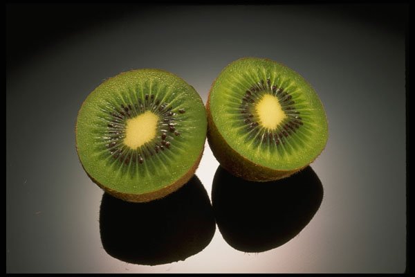 332080 Halved Kiwi A4 Photo Print
