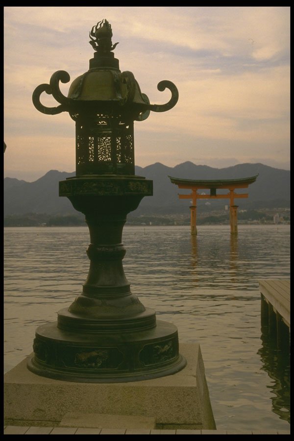 334090 Miyajima lantern And Tori Gate In Ocean A4 Photo Print