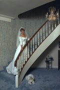 337009 Lady Of The Day A4 Photo Print