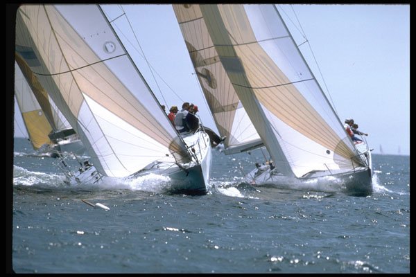 338003 Upwind Approach A4 Photo Print