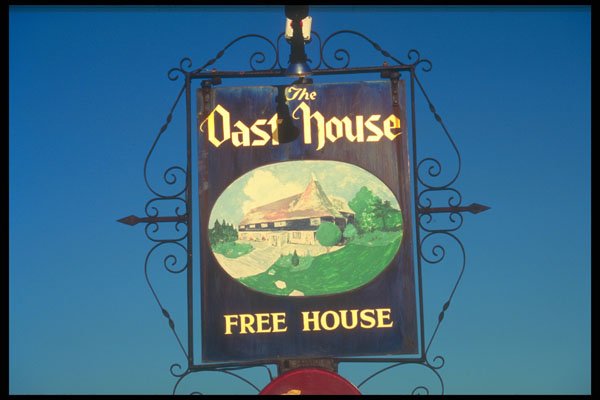 340006 The Oast House, Icklesham, Kent A4 Photo Print