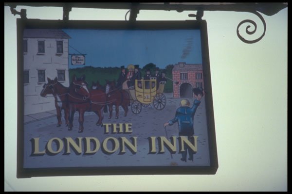 340009 The London Inn, Ensleigh, Devon A4 Photo Print