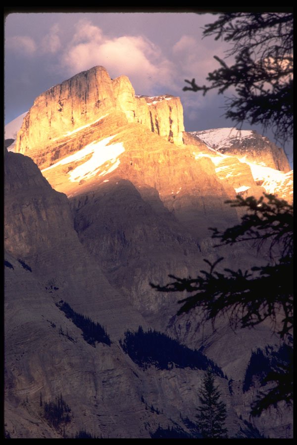 344019 Alpen Glow, Waterton Lakes, Alberta A4 Photo Print