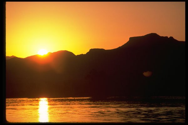345053 Colorado River, Arizona A4 Photo Print