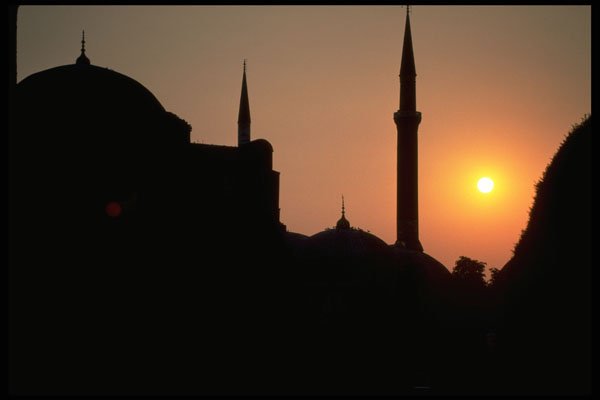 345059 Istanbul, Turkey A4 Photo Print