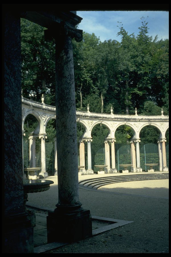 346004 Colonnade (without Water) Versailles, France A4 Photo Print