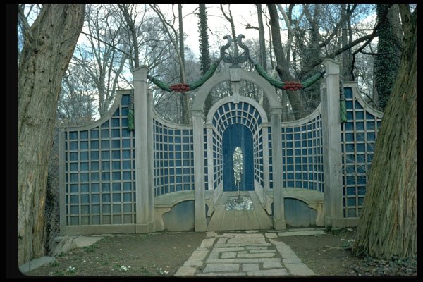 346010 Trompe D'Oeil Fountain Dumbarton Oaks, U.S.A. A4 Photo Print