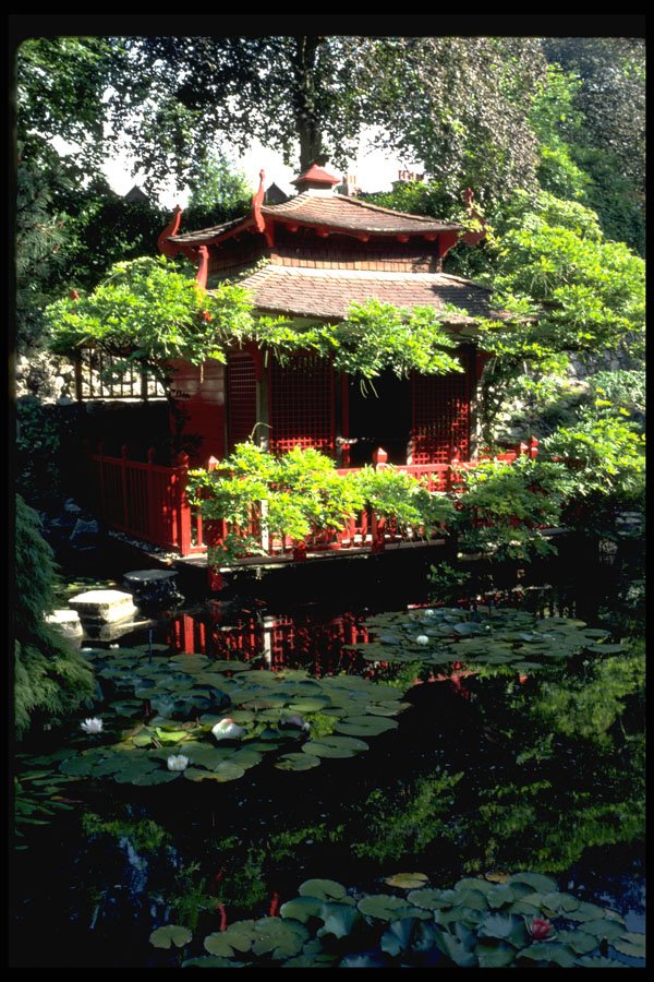 346076 Japanese Tea House Compton Acres, England A4 Photo Print