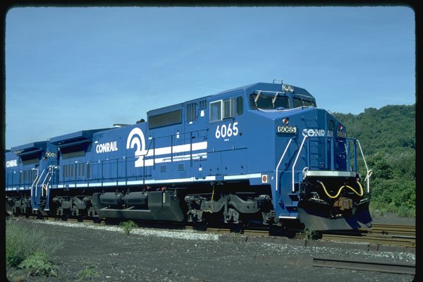 351012 Conrail New GE Widecab C40 B 6065 1990 A4 Photo Print