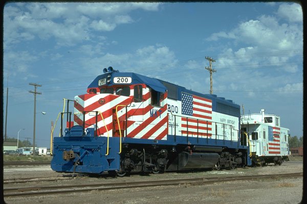 351020 M K T EMD GP 40 200 With Caboose A4 Photo Print