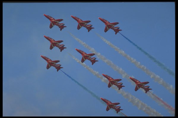 359050 BAe Hawk T. Mk 1A, The Red Arrows, Royal Air Force A4 Photo Print