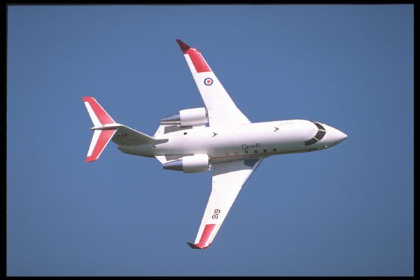 359060 Canadair CC 144A Challanger, Canadian Armed Forces A4 Photo Print
