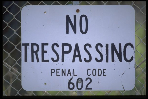 363027 No Trespassing A4 Photo Print