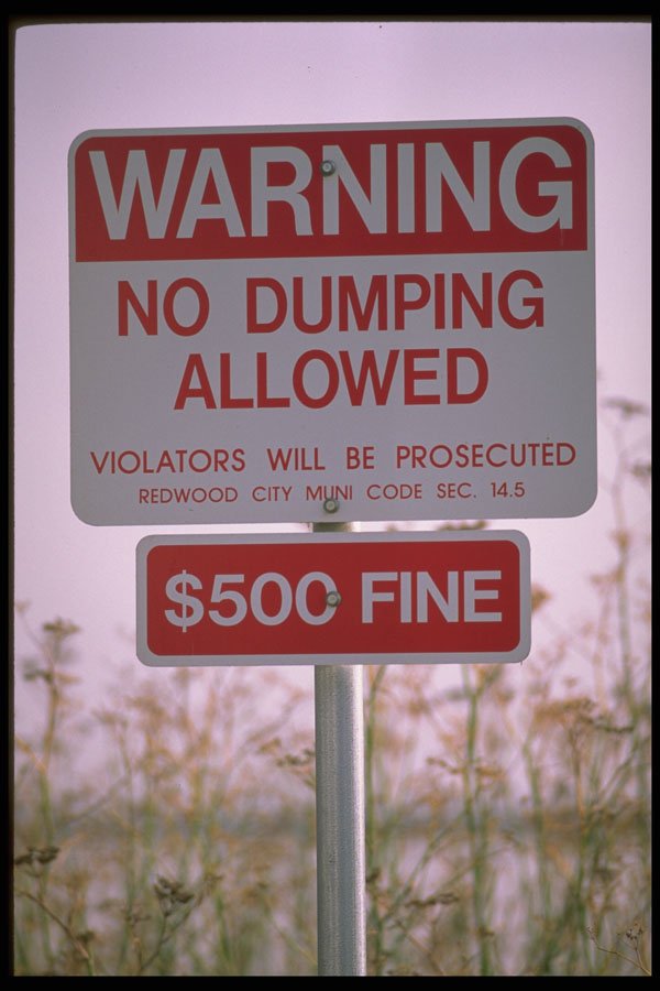 363032 Warning, No Dumping Allowed $500 Fine A4 Photo Print
