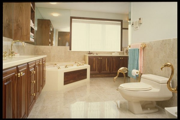 364013 Luxurious Marble Ensuite A4 Photo Print