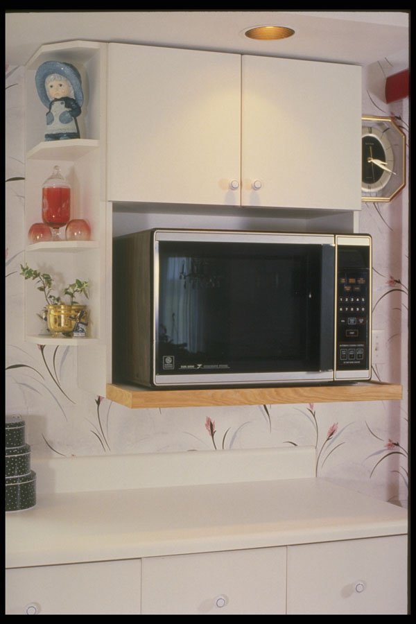 364027 Microwave Counter A4 Photo Print